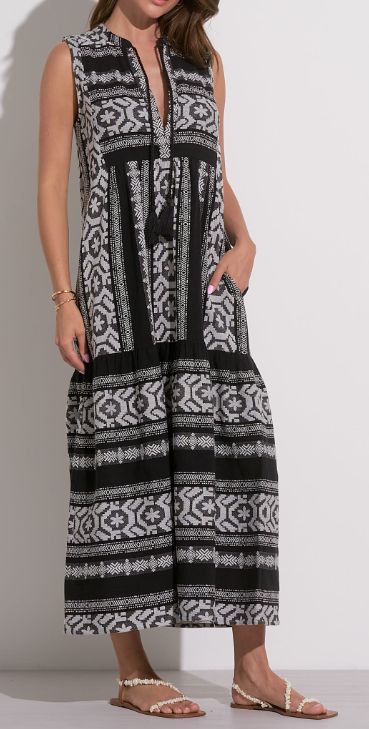 Sleeveless Tiered Maxi Dress
