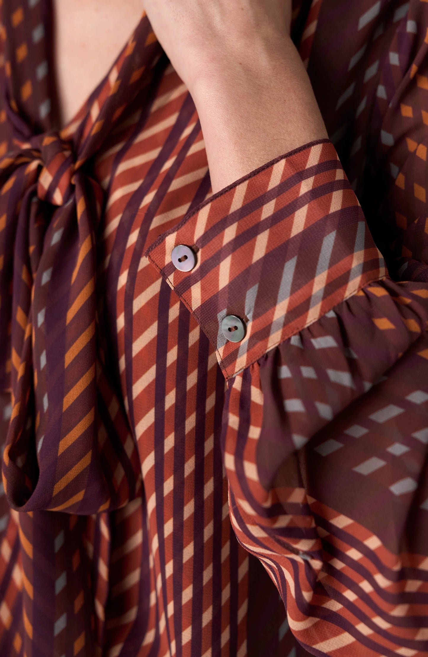 Fall Woven Blouse with Neck Tie