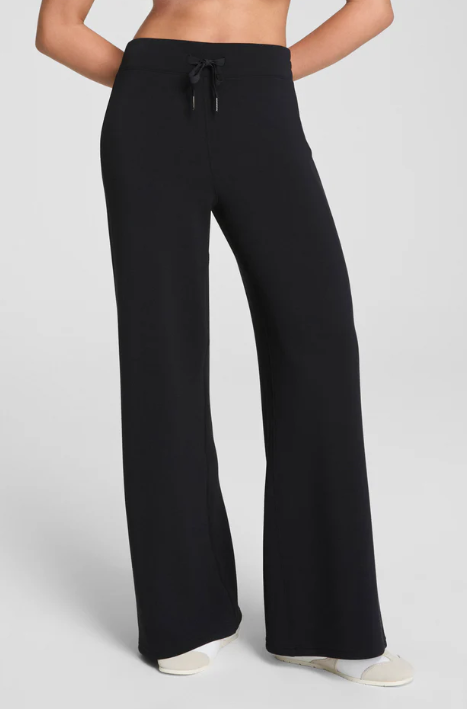 AirEssentials Wide Leg Pants