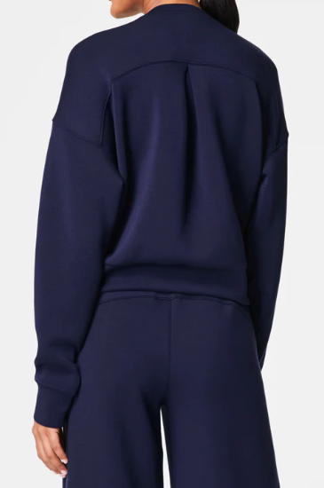 AirEssentials Crew Neck Sweatshirt